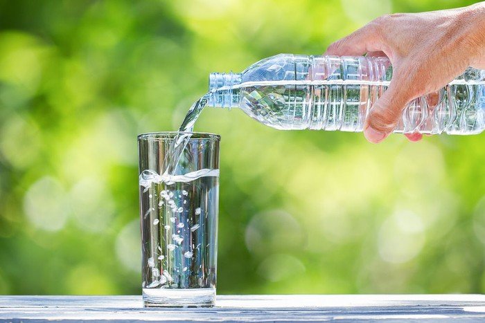 Syarat air minum layak dikonsumsi
